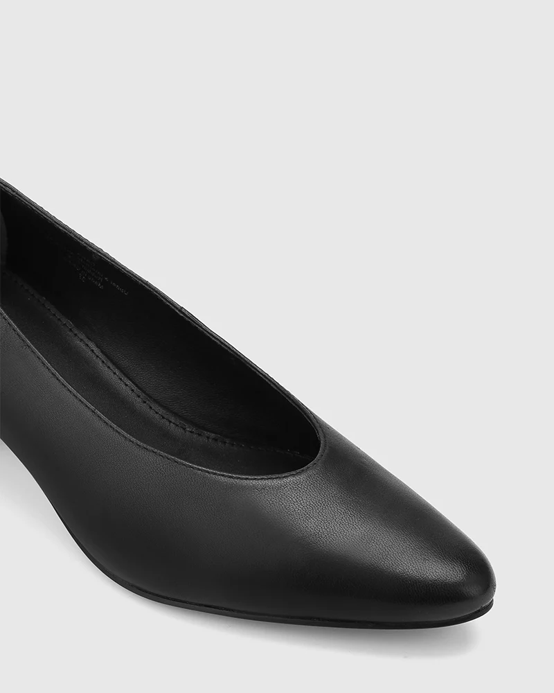Cara Black Leather Pump - Image 3