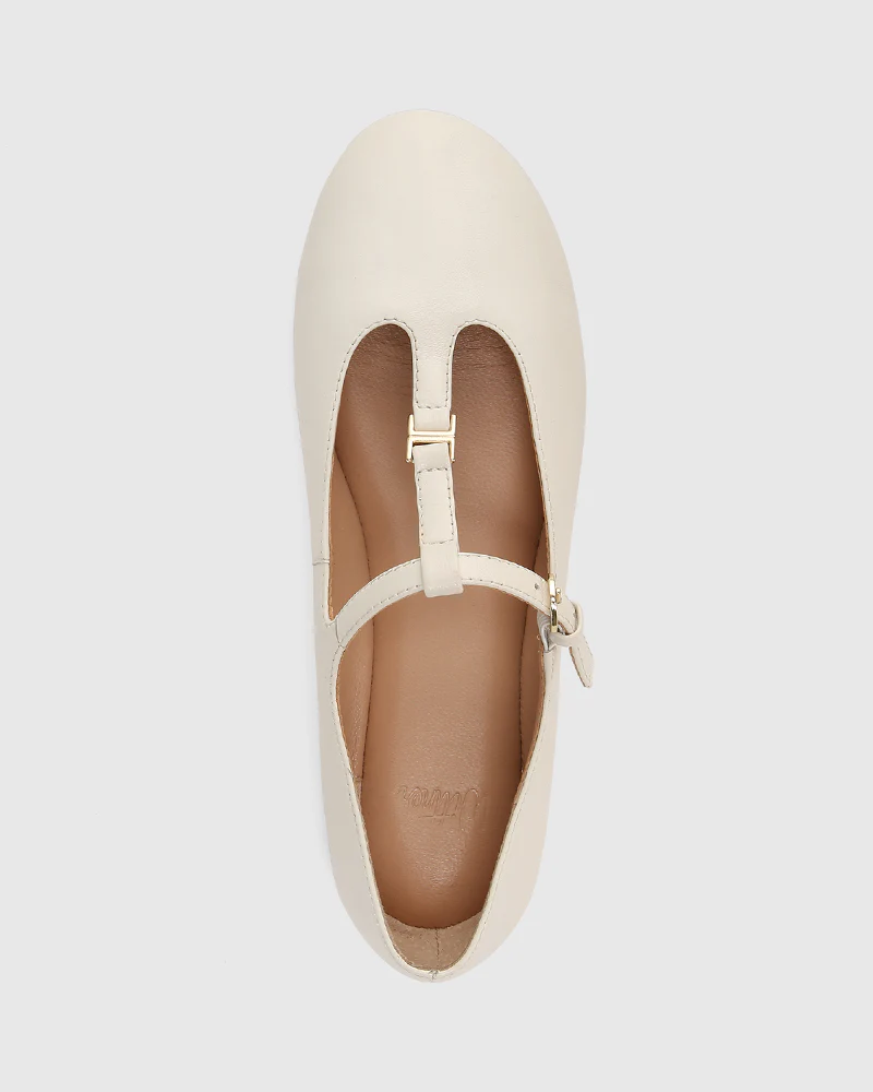 Devorah Off White Leather T-Bar Flat - Image 5