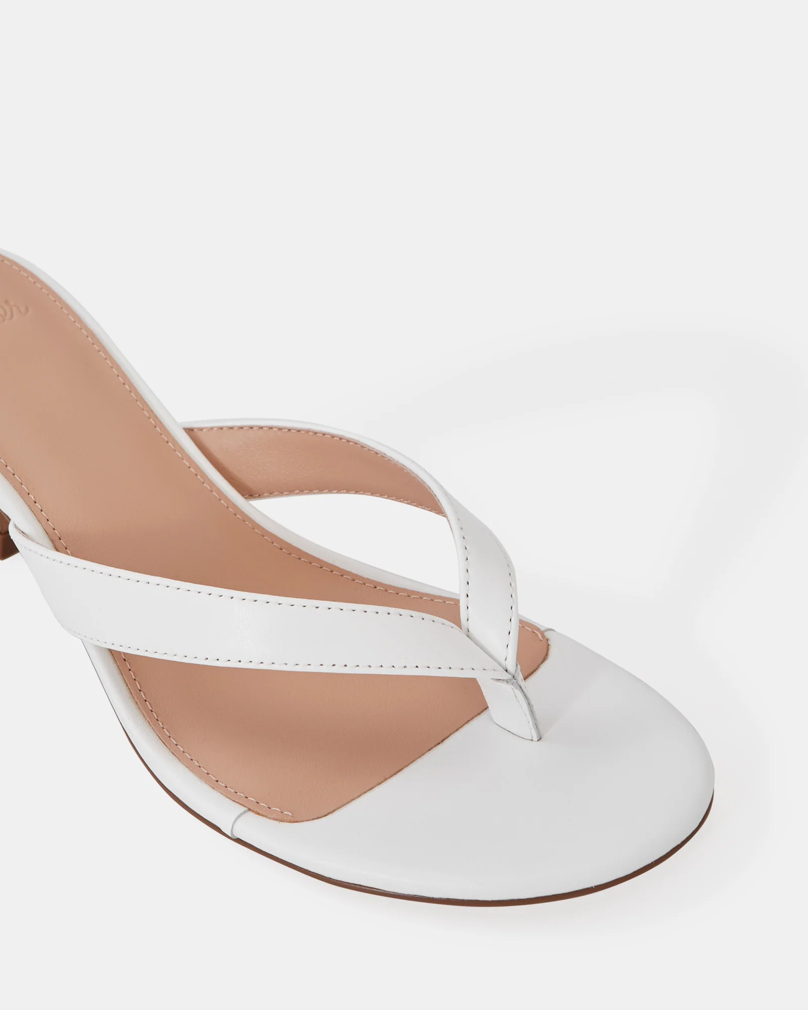 Gigi Optic White Leather Kitten Heel Thong - Image 3