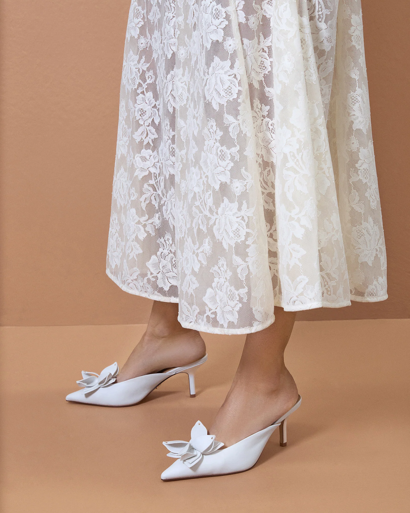 Lowe Optic White Leather Mule - Image 8