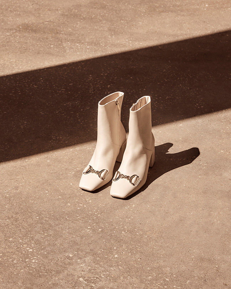 Naomi Vintage Ivory Leather Block Heel Ankle Boot - Image 6
