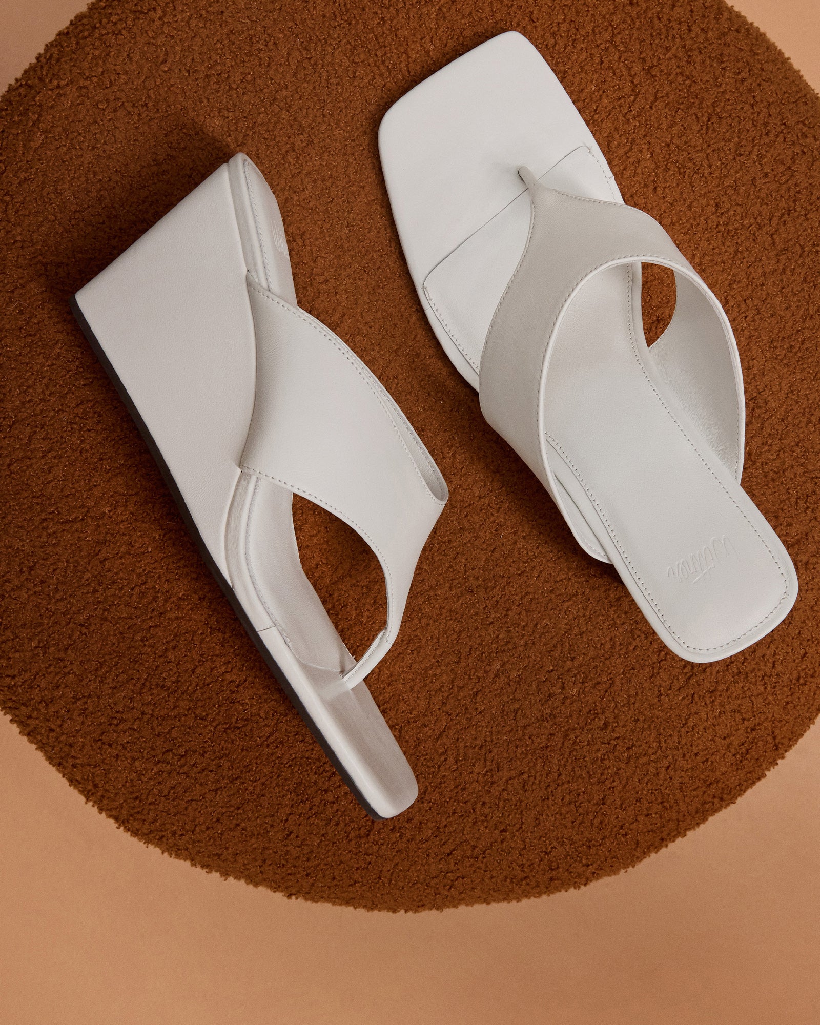 Perri White Leather Wedge Thong - Image 8
