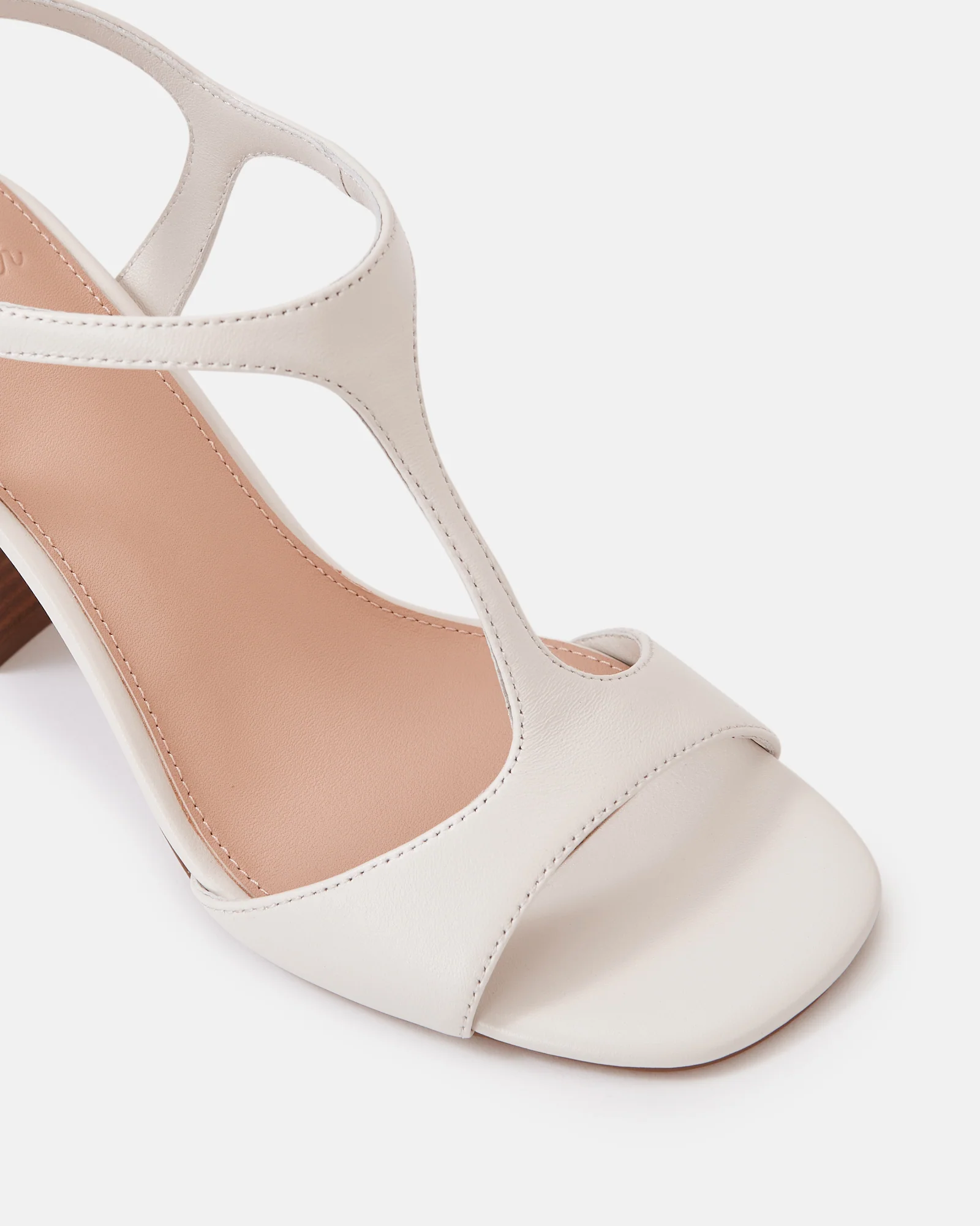 Rinn Off White Leather Block Heel - Image 3
